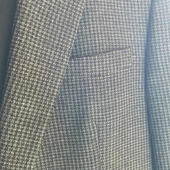 Jos A Bank 100 % wool black and gray single rear vent men’s sport coat 48R - Picture 3 of 9